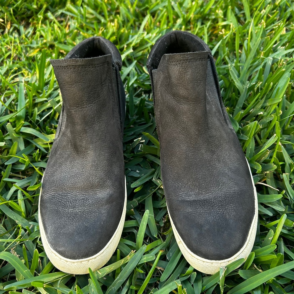 Kenneth Cole Women's Leather Black Booties Size 7